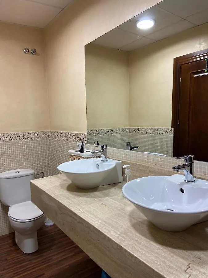 Atico Dos Dormitorios En El Centro De קורדובה 0*,